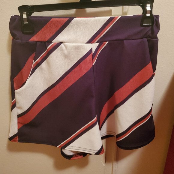 Boohoo Shorts Size 6 - Picture 2 of 2